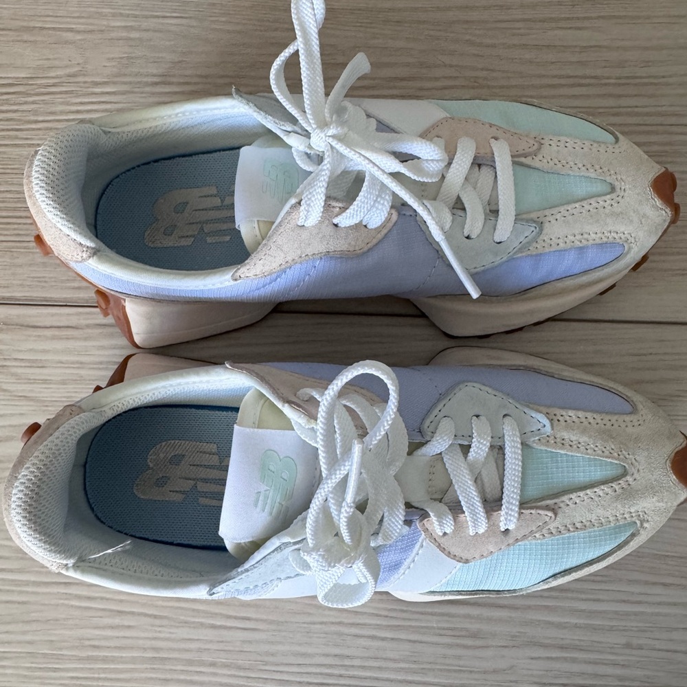 New Balance 327 Morning Fog Women's size W5.5 - Picture 3 of 7